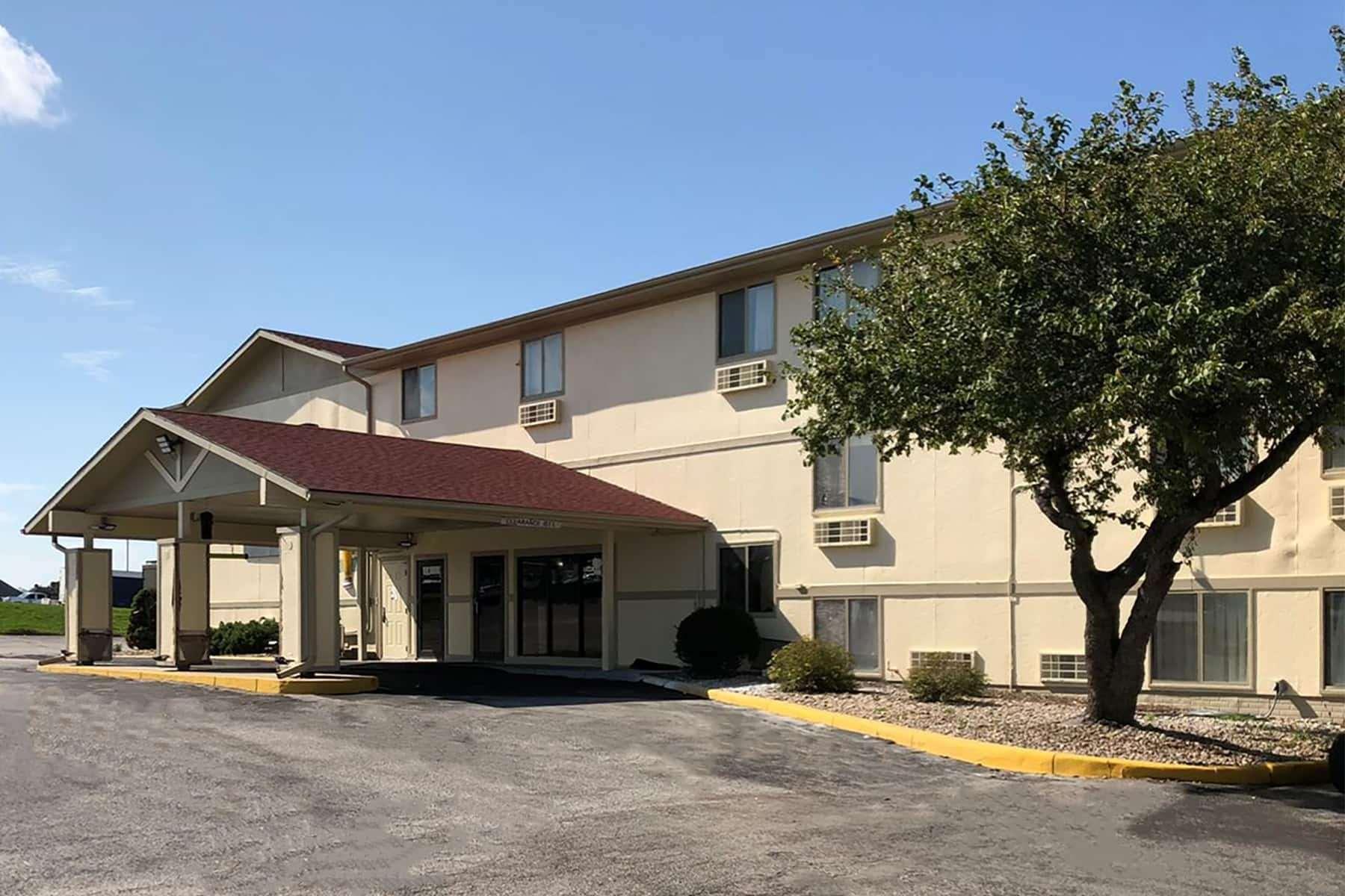 The Inn&Suites Sw Omaha Exteriör bild