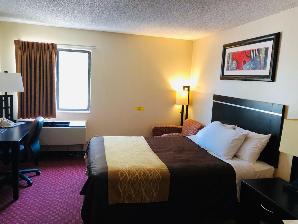 The Inn&Suites Sw Omaha Exteriör bild